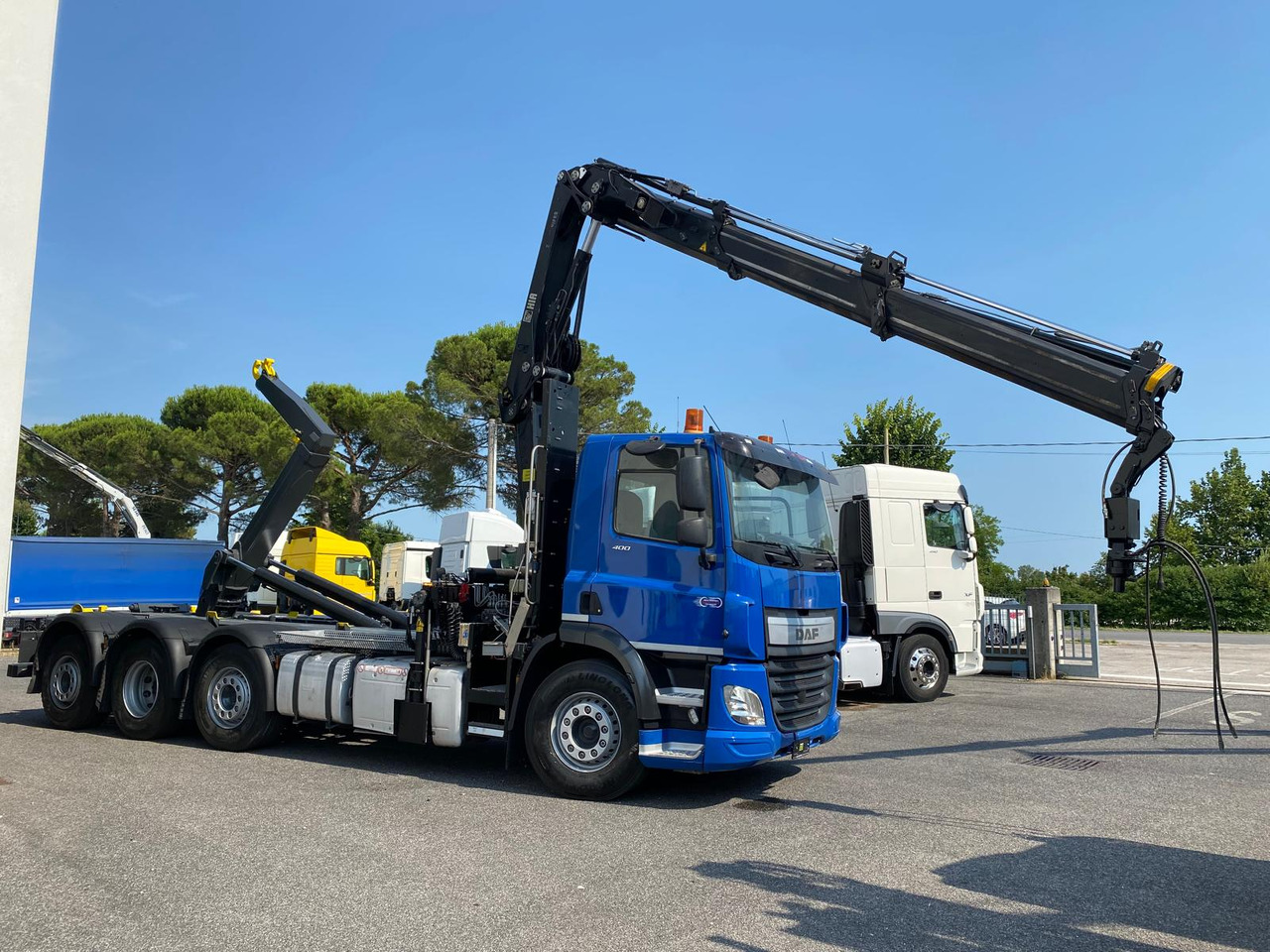 DAF CF 400 - Camión portacontenedore/ Intercambiable: foto 3 DAF CF 400 - Camión portacontenedore/ Intercambiable: foto 3