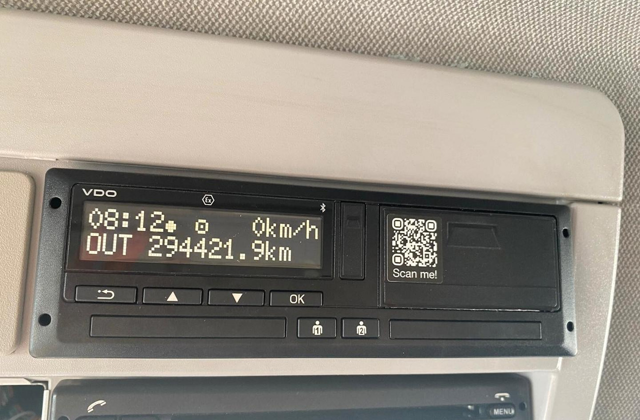 IVECO EUROCARGO 75E19 EURO 6 2018 - Camión lona: foto 4 IVECO EUROCARGO 75E19 EURO 6 2018 - Camión lona: foto 4