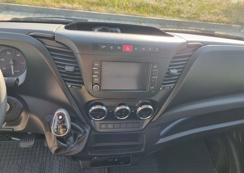 Furgón Iveco Daily: foto 16