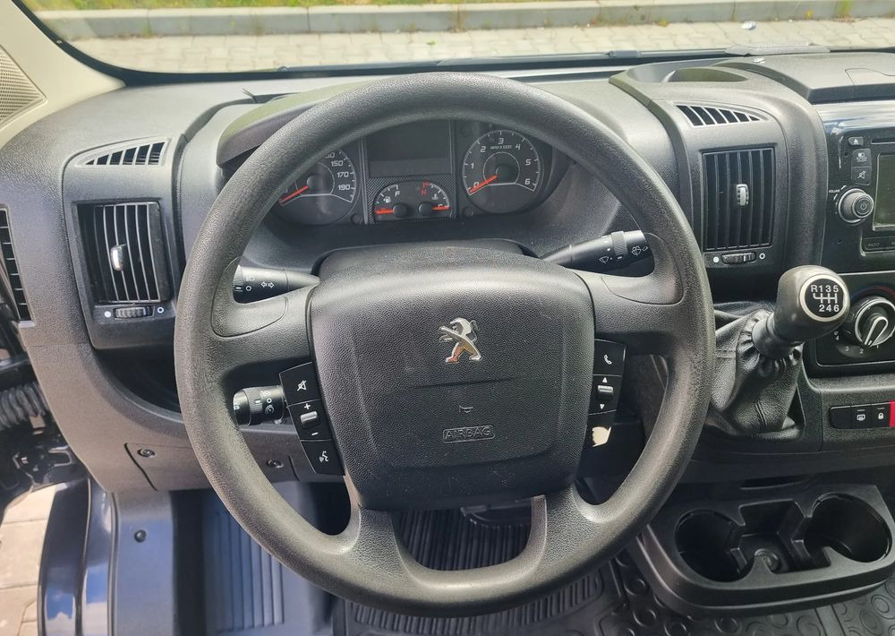 Furgoneta pequeña Peugeot Boxer: foto 17