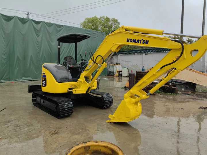 Cheap Selling Second Hand Mini Excavator Komatsu PC40 4Ton Japanese Komatsu PC40 Used Excavator for Sale - Miniexcavadora: foto 2 Cheap Selling Second Hand Mini Excavator Komatsu PC40 4Ton Japanese Komatsu PC40 Used Excavator for Sale - Miniexcavadora: foto 2