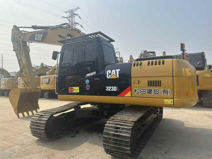 Excellent Cheap Price Used Japan Original Caterpillar Cat323d Crawler Excavators for Sale Used Cat 320 323 330 329 336 Excavator - Excavadora: foto 3 Excellent Cheap Price Used Japan Original Caterpillar Cat323d Crawler Excavators for Sale Used Cat 320 323 330 329 336 Excavator - Excavadora: foto 3