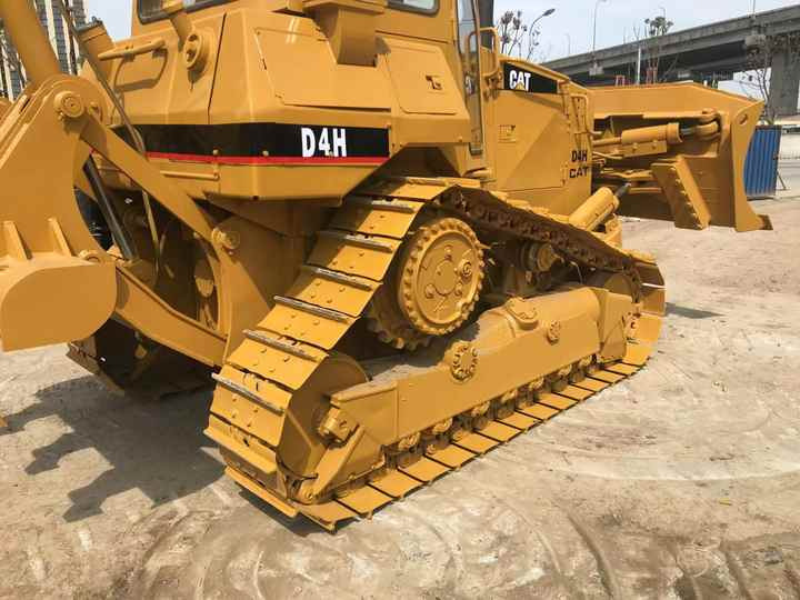 Good Condition D4H Bulldozer New Crawler Bulldozer with Parts Price Bulldozers - Bulldozer: foto 5 Good Condition D4H Bulldozer New Crawler Bulldozer with Parts Price Bulldozers - Bulldozer: foto 5