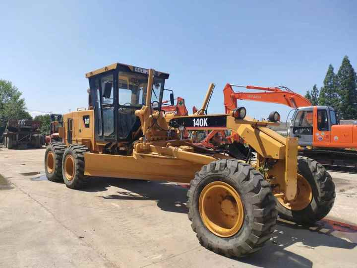 Used Caterpillar CAT 140k Land Road Motor Grader CAT140k Used Grader Cheap Price for Sale - Grader: foto 5 Used Caterpillar CAT 140k Land Road Motor Grader CAT140k Used Grader Cheap Price for Sale - Grader: foto 5