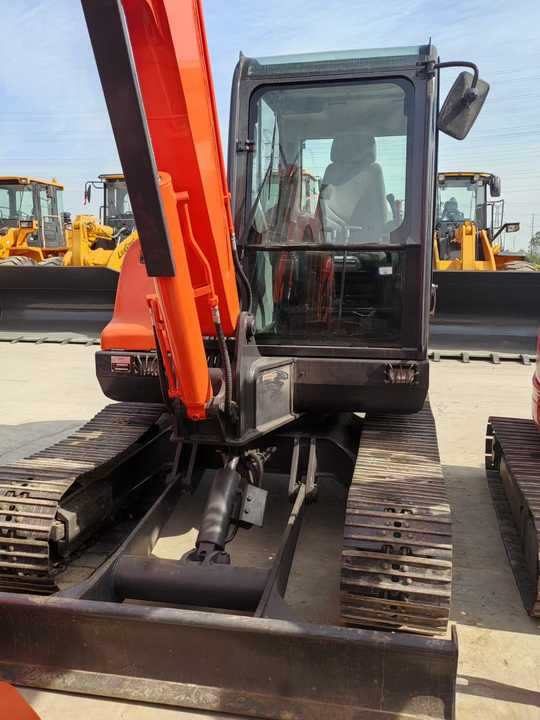 Used Doosan Mini Excavator DoOSAN DX60-9 6tons Small Excavator for Sale High Quality Doosan Dx60 70 75 Mini Excavator on Sale - Miniexcavadora: foto 5 Used Doosan Mini Excavator DoOSAN DX60-9 6tons Small Excavator for Sale High Quality Doosan Dx60 70 75 Mini Excavator on Sale - Miniexcavadora: foto 5