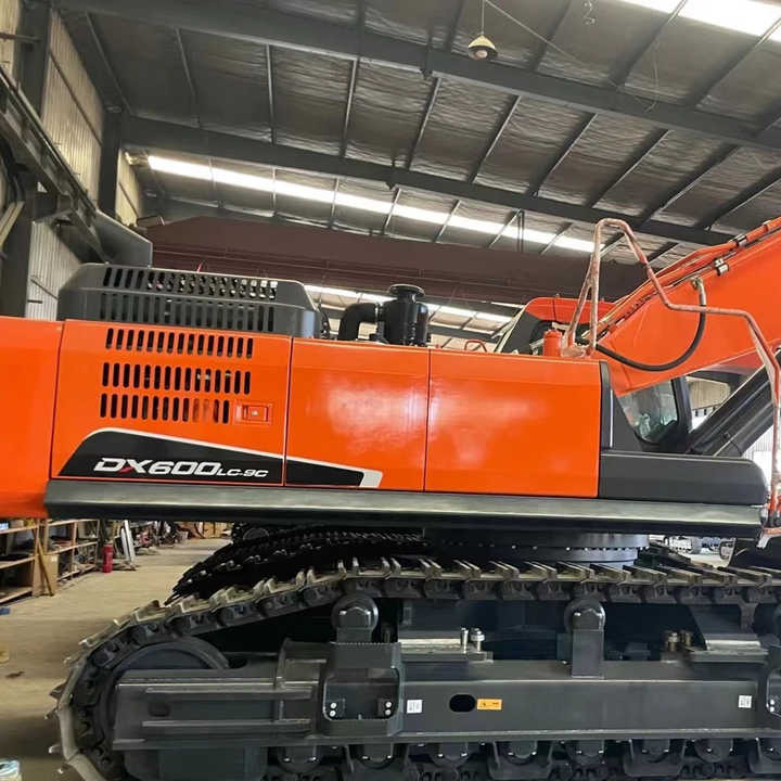 Used Excavator Doosan DX600 Excavators Mini Equipment Earth Moving Machinery Doosan Digger Excavator for Sale - Excavadora: foto 2 Used Excavator Doosan DX600 Excavators Mini Equipment Earth Moving Machinery Doosan Digger Excavator for Sale - Excavadora: foto 2