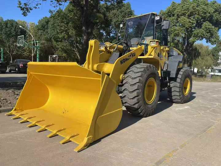 Used komatsu Wa320-5 Wheel Loader Second Hand Machine Popular Brand komatsu Hydraulic Machinery - Cargadora de ruedas: foto 4 Used komatsu Wa320-5 Wheel Loader Second Hand Machine Popular Brand komatsu Hydraulic Machinery - Cargadora de ruedas: foto 4