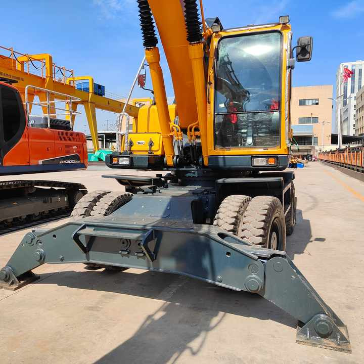 Well-Maintained Hyundai 210-9Used Wheel Excavator Construction Machine | No Major Repairs | Price Negotiable - Excavadora de ruedas: foto 4 Well-Maintained Hyundai 210-9Used Wheel Excavator Construction Machine | No Major Repairs | Price Negotiable - Excavadora de ruedas: foto 4