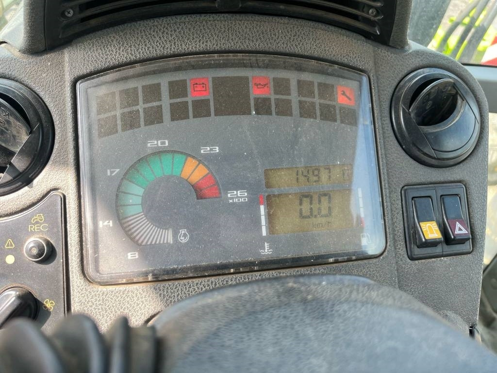 Tractor Claas Ares 697: foto 7
