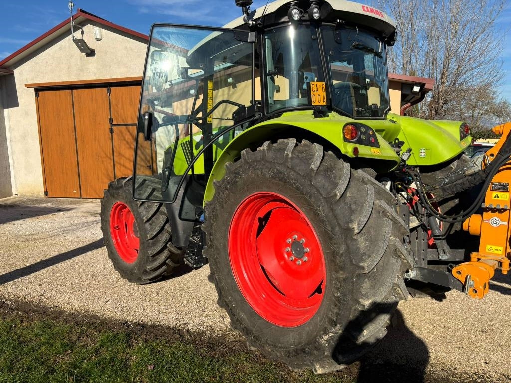 Claas Arion 450 - Tractor: foto 4 Claas Arion 450 - Tractor: foto 4