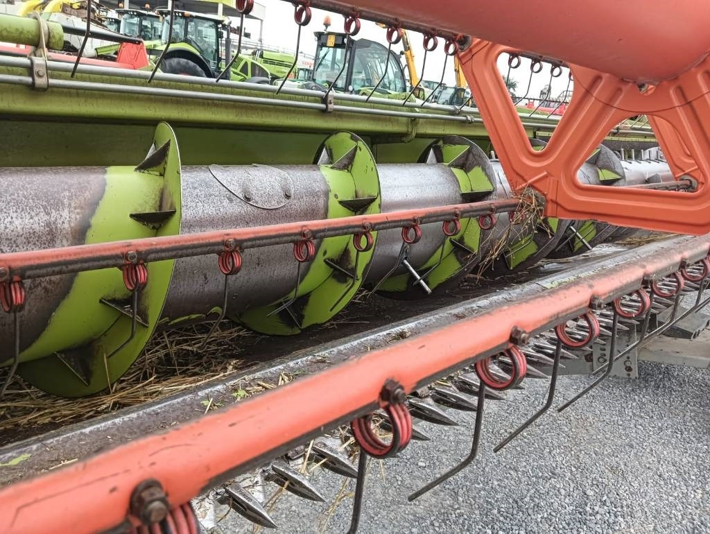 Claas C 750 - Accesorios para cosechadoras: foto 2 Claas C 750 - Accesorios para cosechadoras: foto 2