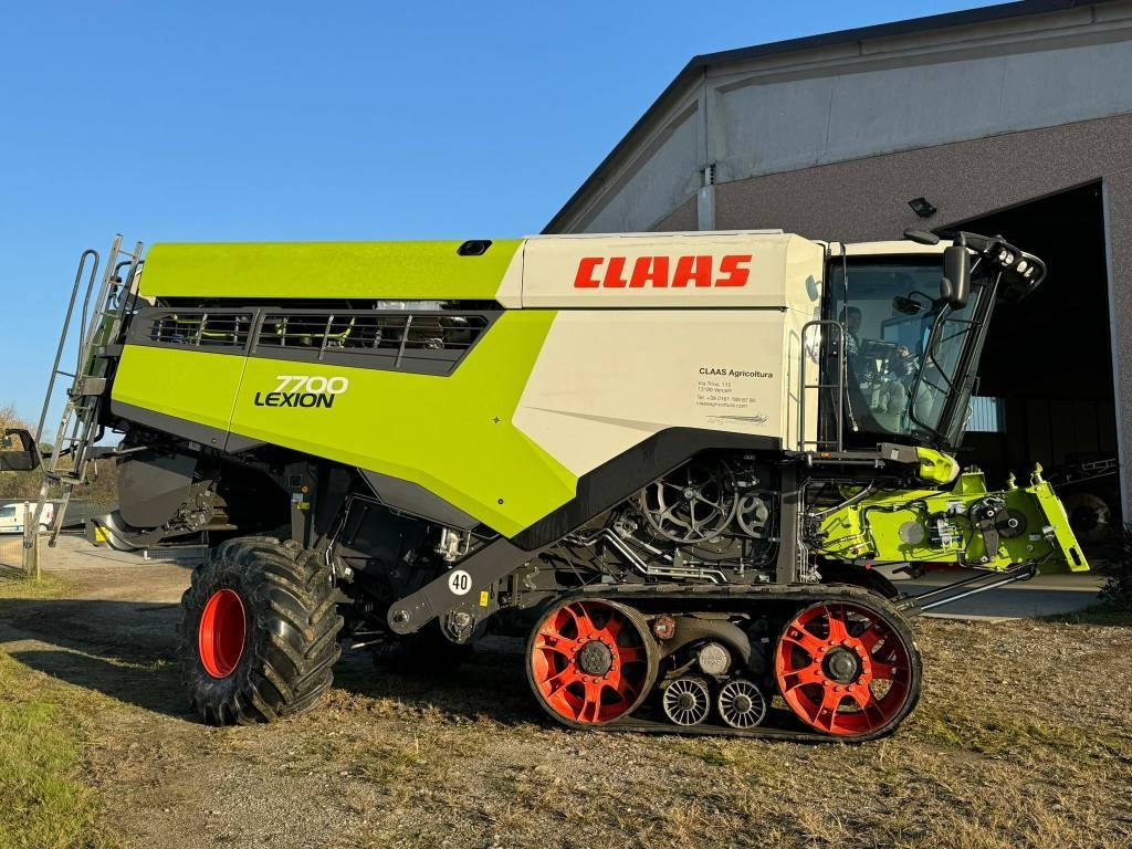 Claas LEXION 7700 TT RISO - Cosechadora de granos: foto 1 Claas LEXION 7700 TT RISO - Cosechadora de granos: foto 1