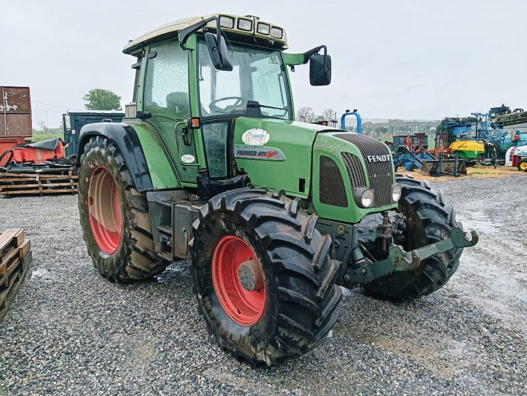 Fendt Farmer 411 Vario - Tractor: foto 1 Fendt Farmer 411 Vario - Tractor: foto 1