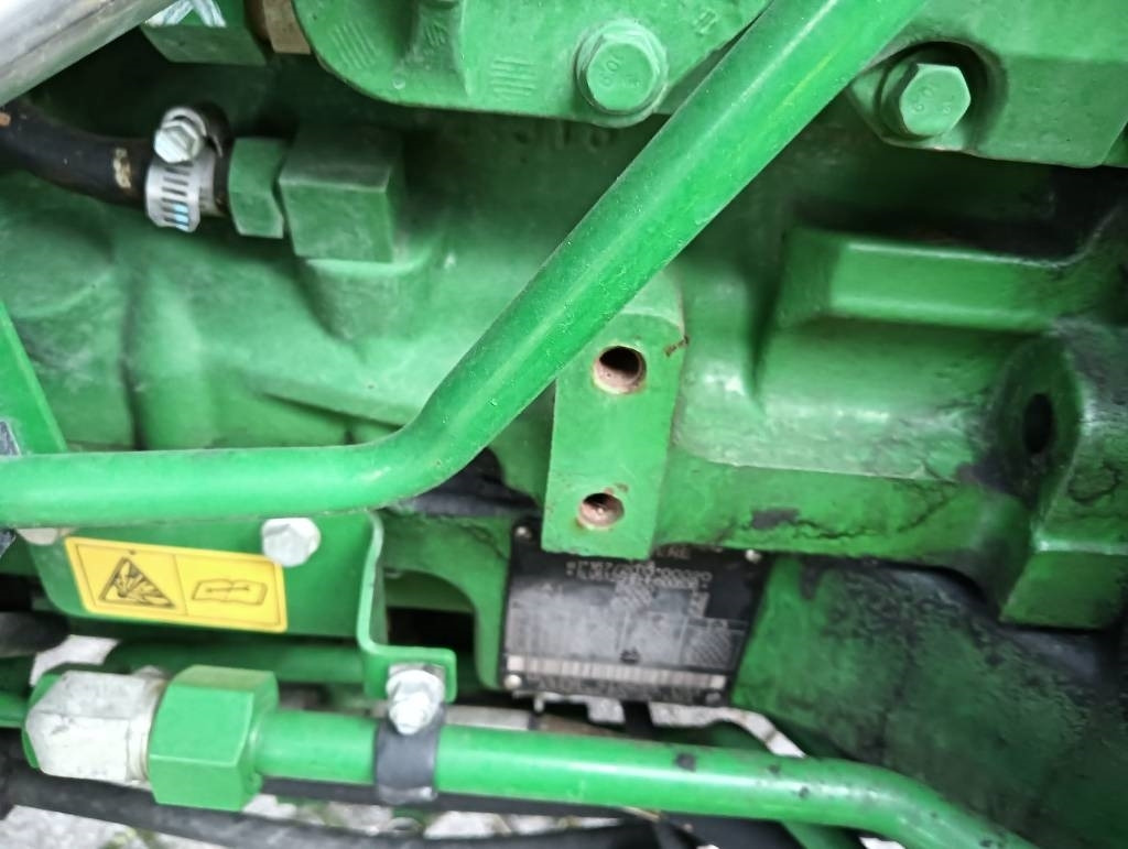 John Deere 5125 R - Tractor: foto 4 John Deere 5125 R - Tractor: foto 4