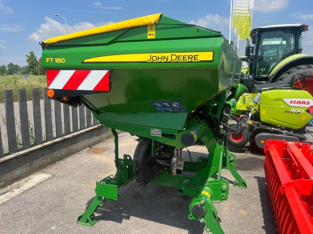 John Deere FT 180 - Esparcidor de fertilizantes: foto 2 John Deere FT 180 - Esparcidor de fertilizantes: foto 2