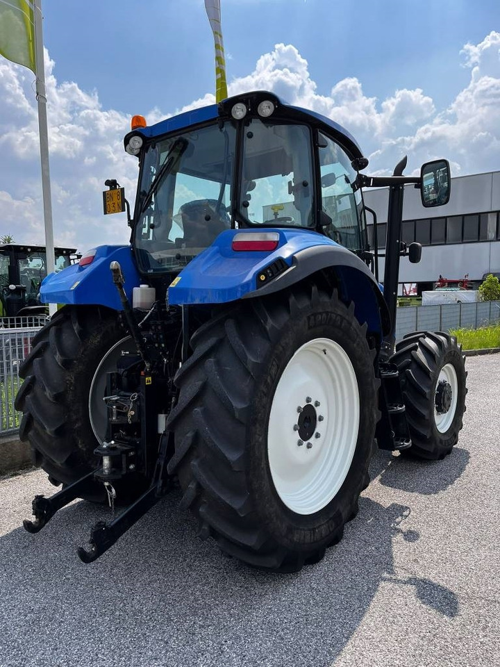 New Holland T 5.115 - Tractor: foto 5 New Holland T 5.115 - Tractor: foto 5