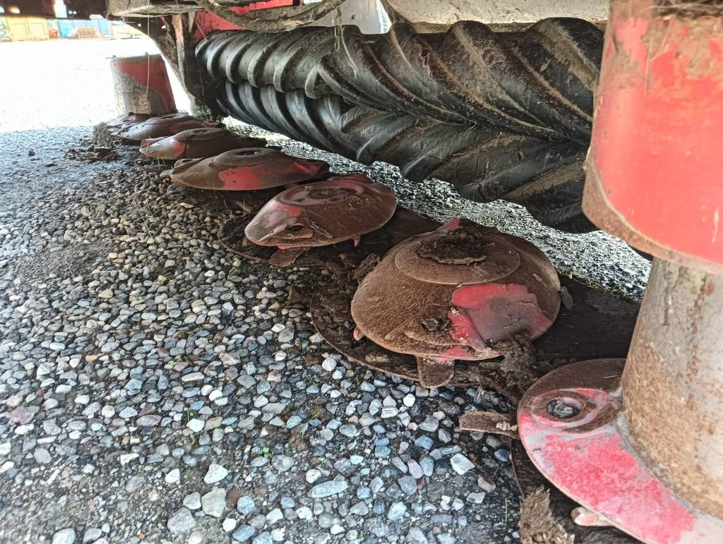 Pöttinger NOVACT X8 - Segadora: foto 3 Pöttinger NOVACT X8 - Segadora: foto 3