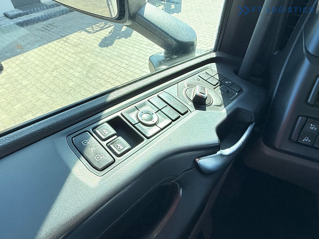 Cabeza tractora nuevo SCANIA Scania R500 2021 • 500HP • Excellent Condition • 550,000 KM • Retarder • Premium Seat • Parking Air Conditioning • Well-Maintained • Ready for Work!: foto 43