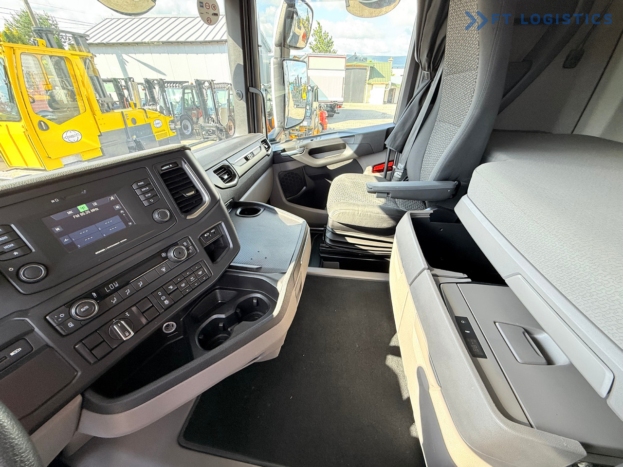 Cabeza tractora nuevo SCANIA Scania R500 2021 • 500HP • Excellent Condition • 550,000 KM • Retarder • Premium Seat • Parking Air Conditioning • Well-Maintained • Ready for Work!: foto 37