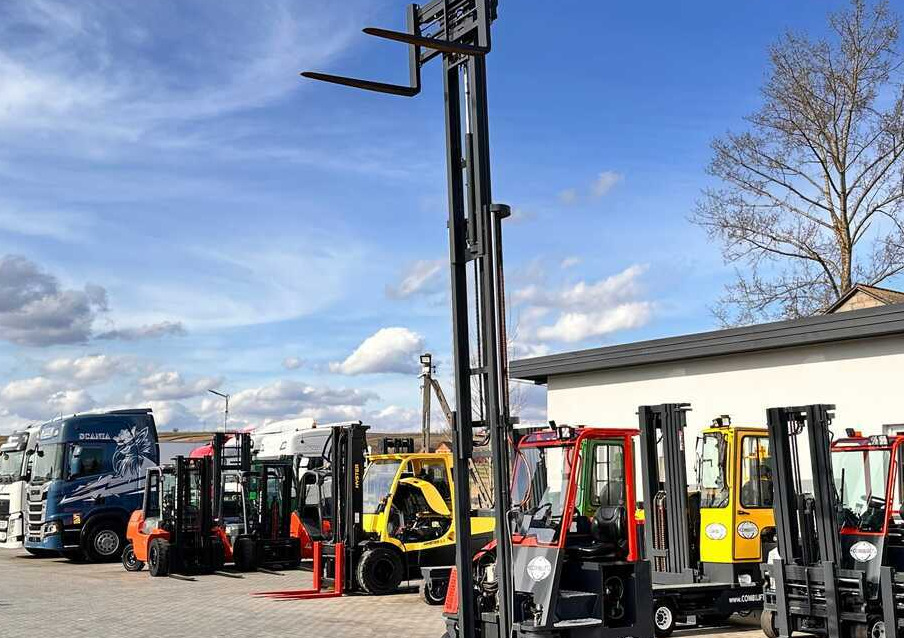 Carretilla de 4 vías Combilift C3000CB / LPG / TRIPLEX / 5500MM / FREE LIFT / SIDE SHIFT + FORK POSITIONER / LIKE NEW: foto 32