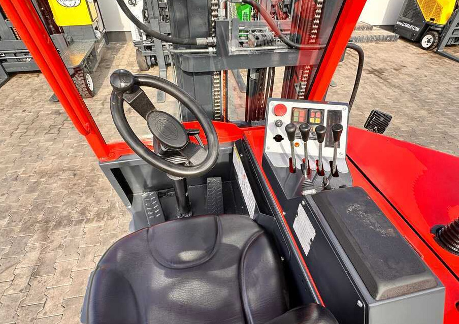 Carretilla de 4 vías Combilift C3000CB / LPG / TRIPLEX / 5500MM / FREE LIFT / SIDE SHIFT + FORK POSITIONER / LIKE NEW: foto 30