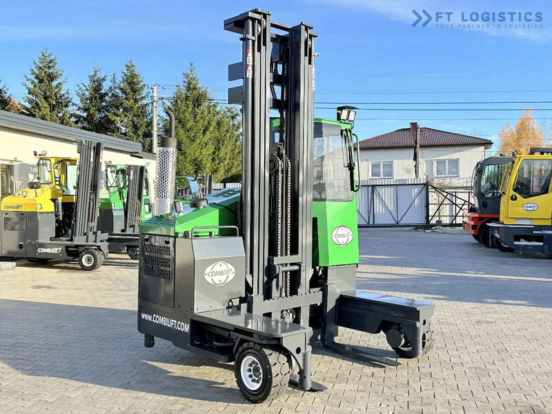 Combilift C4000 / GAS / TRIPLEX - 6900MM / FREE-LIFT / FULL CABIN C4000 / GAS / TRIPLEX - 6900MM / FREE-LIFT / FULL CABIN - Carretilla de 4 vías: foto 4 Combilift C4000 / GAS / TRIPLEX - 6900MM / FREE-LIFT / FULL CABIN C4000 / GAS / TRIPLEX - 6900MM / FREE-LIFT / FULL CABIN - Carretilla de 4 vías: foto 4