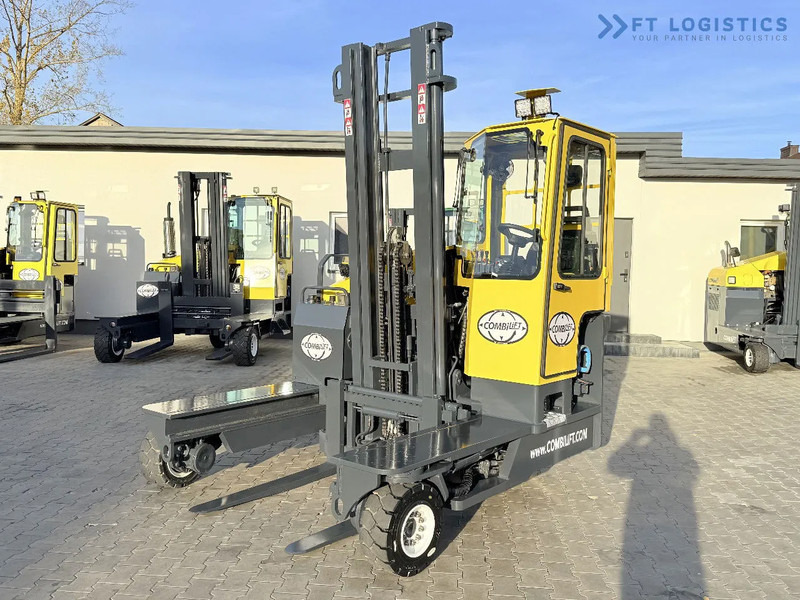 Carretilla de 4 vías Combilift C4000 – LPG – DUPLEX 4600mm – FREE LIFT – SIDE SHIFT – EXCELLENT CONDITION Wide selection of four-way and side-loading forklifts: foto 1