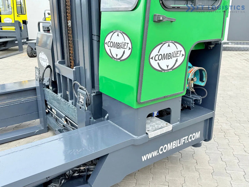 Combilift C4000 / TRIPLEX / 9300MM / FREE LIFT / POSITIONER / GAS / CABIN C4000 / TRIPLEX / 9300MM / FREE LIFT / POSITIONER / GAS / CABIN - Carretilla de 4 vías: foto 4 Combilift C4000 / TRIPLEX / 9300MM / FREE LIFT / POSITIONER / GAS / CABIN C4000 / TRIPLEX / 9300MM / FREE LIFT / POSITIONER / GAS / CABIN - Carretilla de 4 vías: foto 4