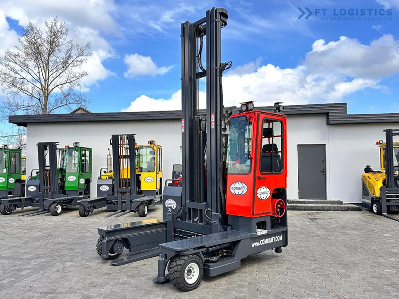 Combilift C4000 / TRIPLEX / 9300MM / FREE LIFT / POSITIONER / LPG / CABIN C4000 / TRIPLEX / 9300MM / FREE LIFT / POSITIONER / LPG / CABIN - Carretilla de 4 vías: foto 2 Combilift C4000 / TRIPLEX / 9300MM / FREE LIFT / POSITIONER / LPG / CABIN C4000 / TRIPLEX / 9300MM / FREE LIFT / POSITIONER / LPG / CABIN - Carretilla de 4 vías: foto 2