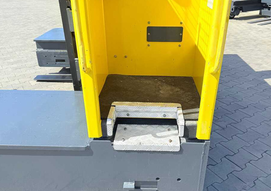 Carretilla de 4 vías Combilift C4000STE / TRIPLEX / 6850MM / FREE LIFT / ONLY 1,348 HOURS / FORK SIDESHIFT / EXCELLENT CONDITION: foto 13
