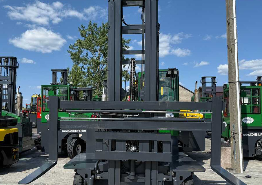 Carretilla de 4 vías Combilift C5000E / ELECTRIC / TRIPLEX 8300MM / FULL FREE LIFT / WIDE POSITIONER / FORK SIDESHIFT / BATTERY LIKE NEW: foto 17