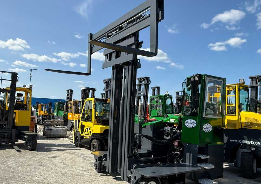 Carretilla de 4 vías Combilift C5000E / ELECTRIC / TRIPLEX 8300MM / FULL FREE LIFT / WIDE POSITIONER / FORK SIDESHIFT / BATTERY LIKE NEW: foto 21