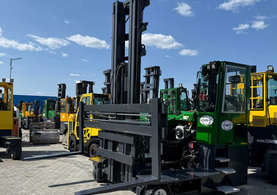 Carretilla de 4 vías Combilift C5000E / ELECTRIC / TRIPLEX 8300MM / FULL FREE LIFT / WIDE POSITIONER / FORK SIDESHIFT / BATTERY LIKE NEW: foto 16