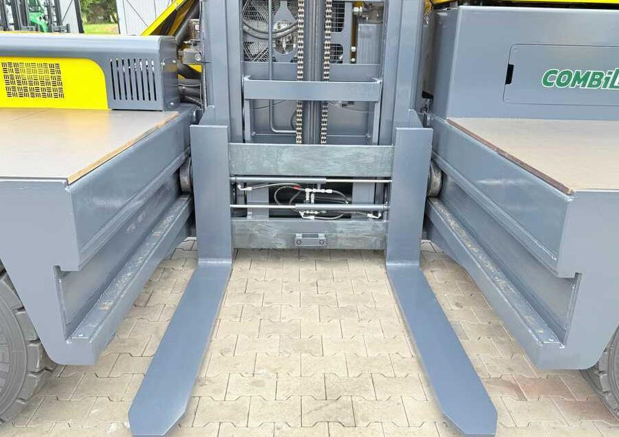 Combilift C6000FSL / DIESEL / DUPLEX – 4100MM / 1400MM FORKS / SIDeloADER / 6000KG LIFTING CAPACITY / FREE LIFT / DEUTZ ENGINE / EXCELLENT CONDITION - Carretilla de carga lateral: foto 5 Combilift C6000FSL / DIESEL / DUPLEX – 4100MM / 1400MM FORKS / SIDeloADER / 6000KG LIFTING CAPACITY / FREE LIFT / DEUTZ ENGINE / EXCELLENT CONDITION - Carretilla de carga lateral: foto 5