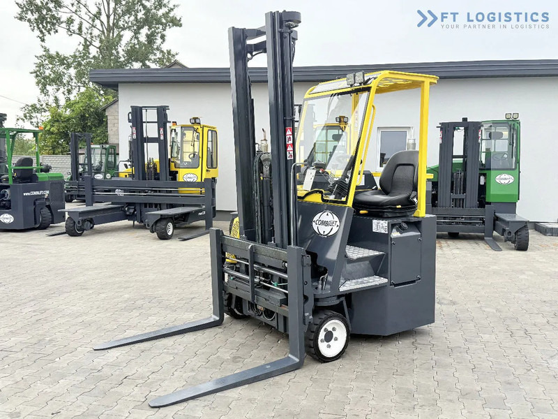 Carretilla de 4 vías Combilift CB2500 / DUPLEX / 4100MM / DIESEL / FREE LIFT / FORK POSITIONER / SIDE SHIFT / LIKE NEW / Wide range of four-way and side loader: foto 1