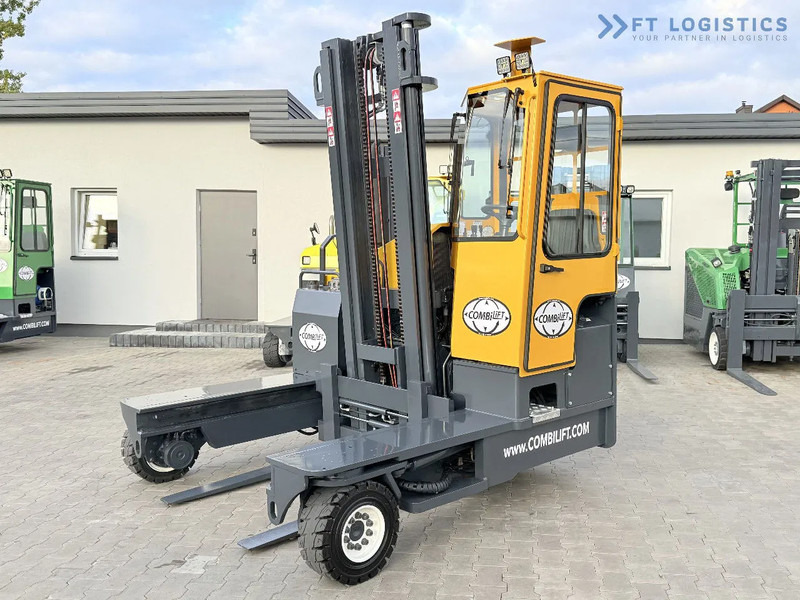 Combilift Combilift FOUR-WAY – MULTI-DIRECTIONAL FORKLIFT / COMBILIFT C4000 / DIESEL / DUPLEX 4100MM / FORK POSITIONER / FULL HEATED CABIN - Carretilla de 4 vías: foto 1 Combilift Combilift FOUR-WAY – MULTI-DIRECTIONAL FORKLIFT / COMBILIFT C4000 / DIESEL / DUPLEX 4100MM / FORK POSITIONER / FULL HEATED CABIN - Carretilla de 4 vías: foto 1