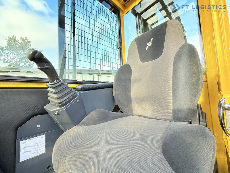 Carretilla de carga lateral Combilift Combilift SIDE LOADER / C5000FSL / DIESEL / DUPLEX 4100MM / ONLY 2573 HOURS / FULL CABIN / PERFECT CONDITION / NEW TYRES / Wide: foto 15 Carretilla de carga lateral Combilift Combilift SIDE LOADER / C5000FSL / DIESEL / DUPLEX 4100MM / ONLY 2573 HOURS / FULL CABIN / PERFECT CONDITION / NEW TYRES / Wide: foto 15