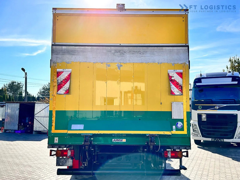 MAN TGM 15.250 MAN TGM 15.250 4X2 / CONTAINER - 16 PALLETS / TAIL LIFT / TIRES 80% / PERFECT CONDITION - Camión caja cerrada: foto 5 MAN TGM 15.250 MAN TGM 15.250 4X2 / CONTAINER - 16 PALLETS / TAIL LIFT / TIRES 80% / PERFECT CONDITION - Camión caja cerrada: foto 5
