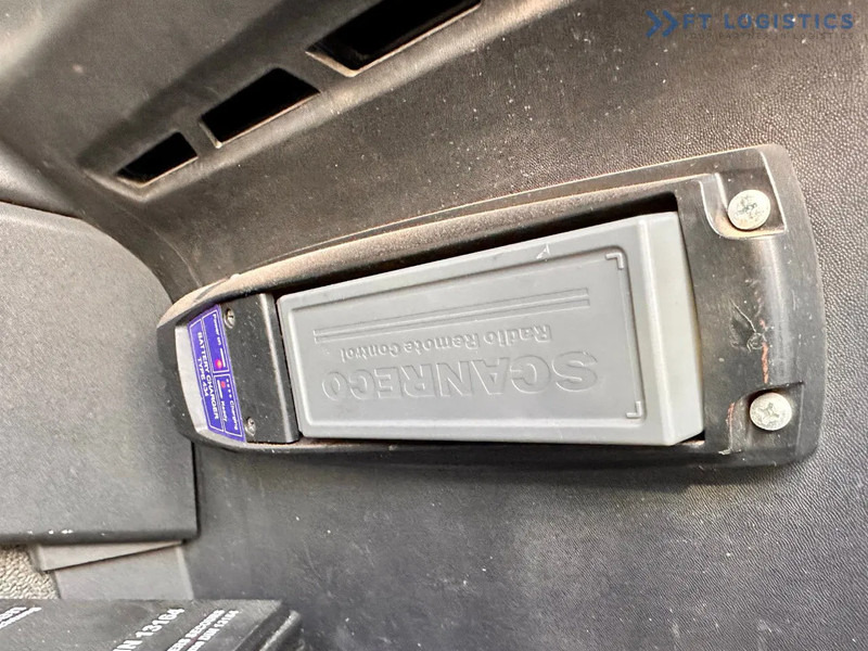 Camión grúa MAN TGX 26.480 Ciężarówka burtowa MAN TGX 26.480 6X2 / PALFINGER PK9002-EH B Crane / 80% Michelin: foto 18 Camión grúa MAN TGX 26.480 Ciężarówka burtowa MAN TGX 26.480 6X2 / PALFINGER PK9002-EH B Crane / 80% Michelin: foto 18