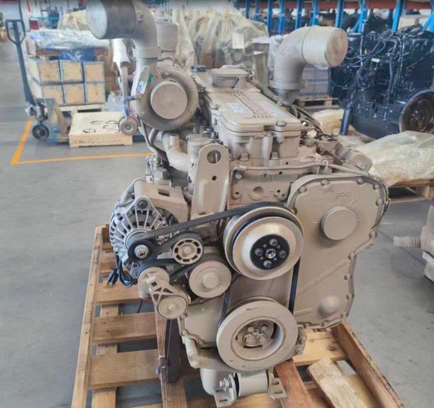 CUMMINS QSC8.3 - Motor para Excavadora: foto 1 CUMMINS QSC8.3 - Motor para Excavadora: foto 1