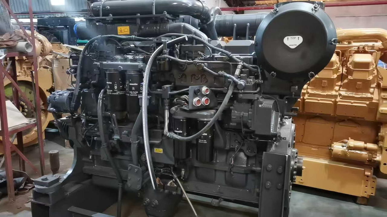 KOMATSU 6D170E - Motor para Excavadora: foto 1 KOMATSU 6D170E - Motor para Excavadora: foto 1