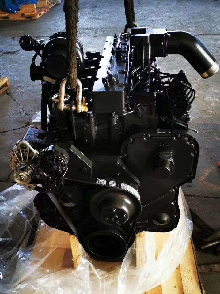 KOMATSU SAA6D114E - Motor y piezas para Implemento: foto 2 KOMATSU SAA6D114E - Motor y piezas para Implemento: foto 2