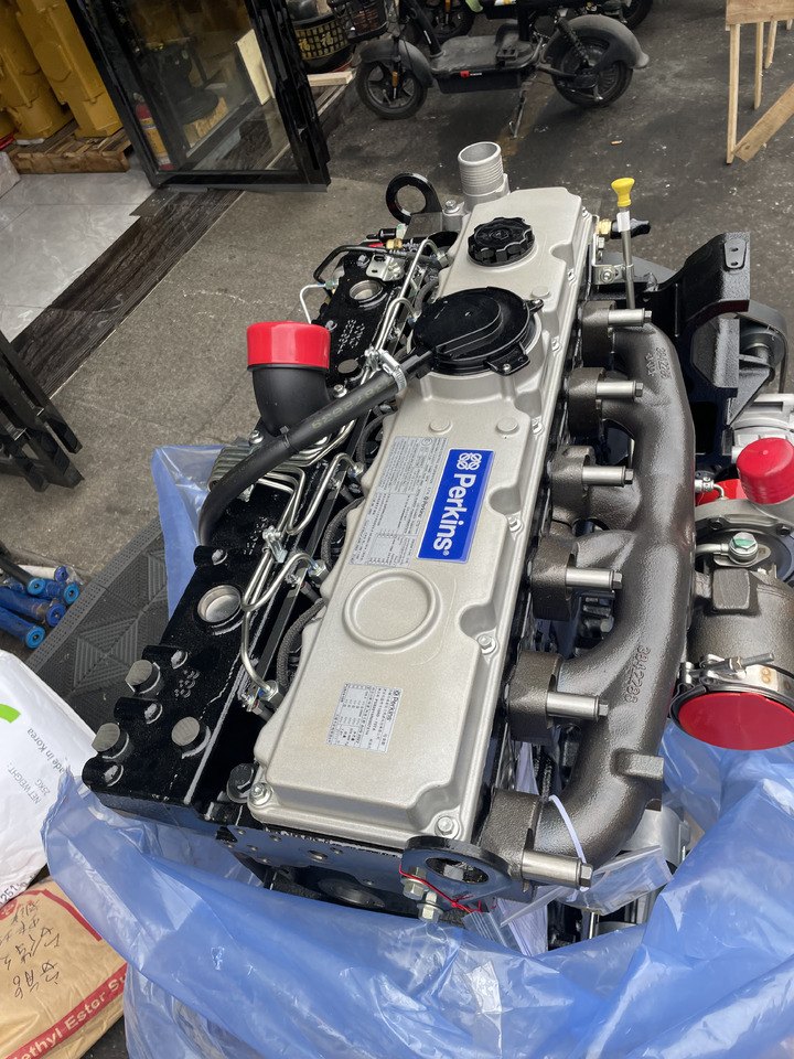 PERKINS 1106D-70TA - Motor para Excavadora: foto 2 PERKINS 1106D-70TA - Motor para Excavadora: foto 2