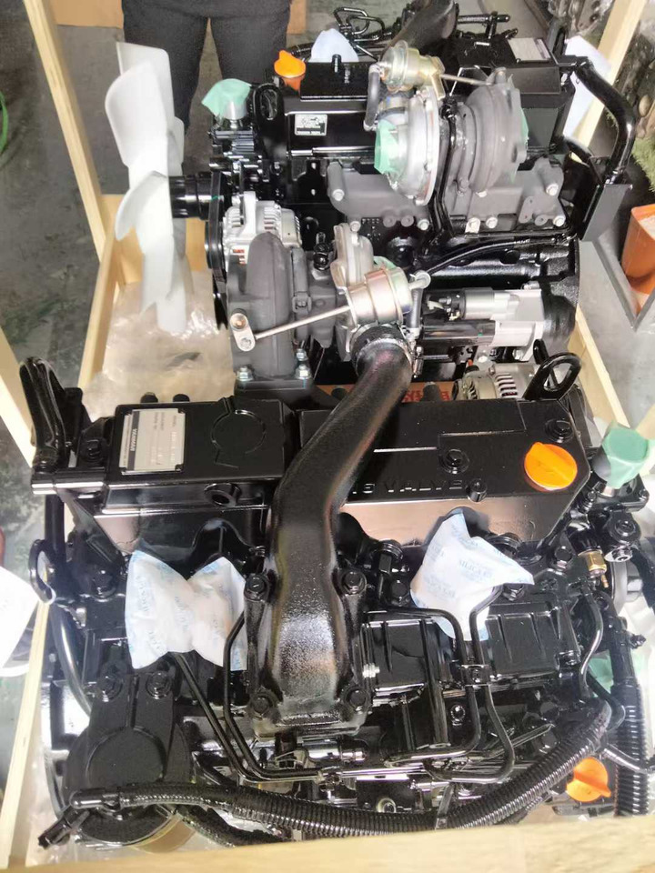 YANMAR 4TNV98T - Motor para Excavadora: foto 1 YANMAR 4TNV98T - Motor para Excavadora: foto 1