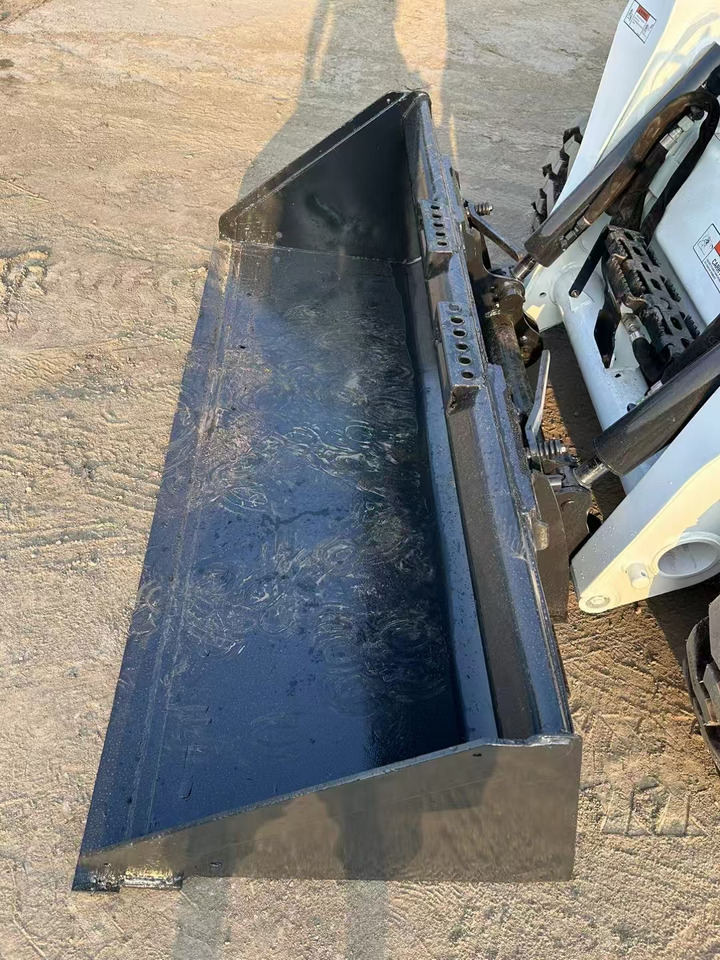 BOBCAT High Performance Low Hours Excellent Condition Reliable Second Hand Bobcat S550 Skid Steer Loader in Stock for Sale - Minicargadora: foto 5 BOBCAT High Performance Low Hours Excellent Condition Reliable Second Hand Bobcat S550 Skid Steer Loader in Stock for Sale - Minicargadora: foto 5