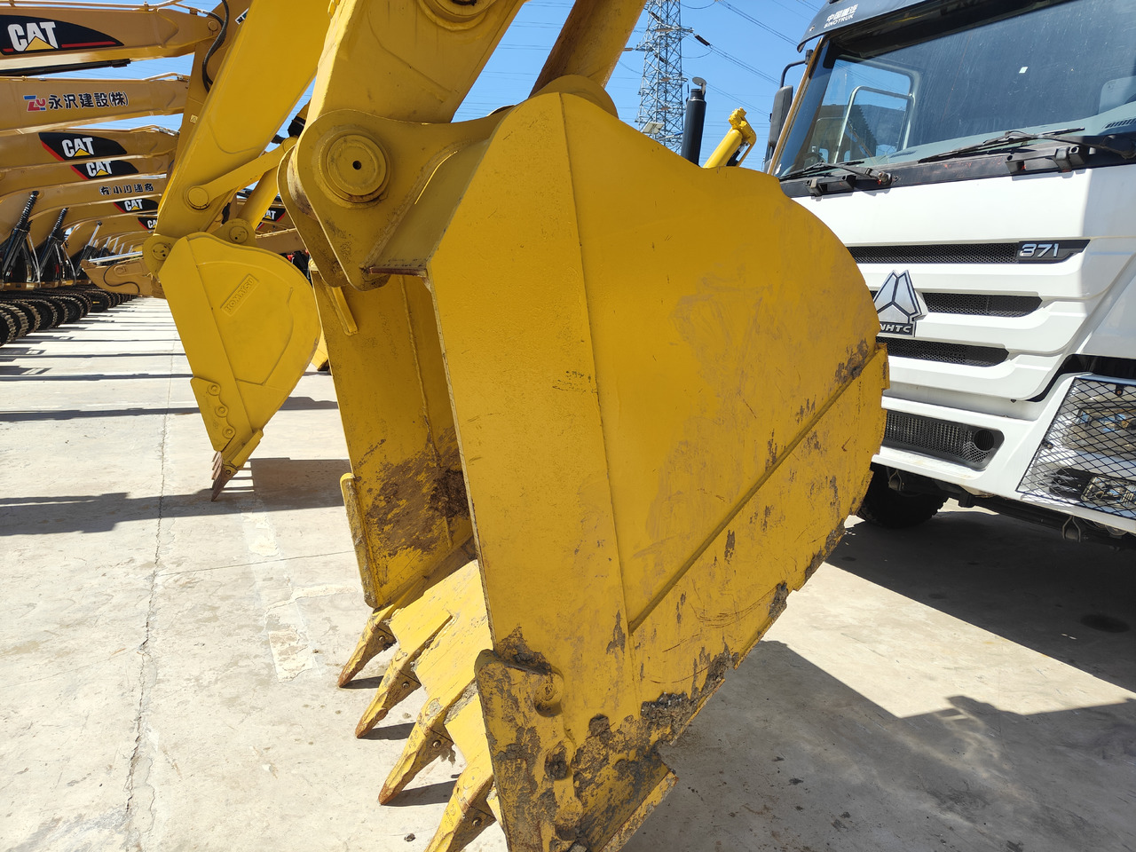 CRAWLER EXCAVATOR 45-ton Second-hand Komatsu PC450-8 Hydraulic Crawler Excavator on Sale. Used Komatsu 450-8 in Excellent Condition Hot Sale - Excavadora de cadenas: foto 4 CRAWLER EXCAVATOR 45-ton Second-hand Komatsu PC450-8 Hydraulic Crawler Excavator on Sale. Used Komatsu 450-8 in Excellent Condition Hot Sale - Excavadora de cadenas: foto 4