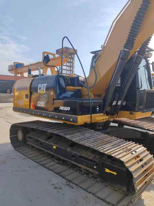 Durable Second Hand Machine Original Used Caterpillar Excavator CAT 330D2 USED 329D2 320D2 325D 315D Excavator - Excavadora de cadenas: foto 5 Durable Second Hand Machine Original Used Caterpillar Excavator CAT 330D2 USED 329D2 320D2 325D 315D Excavator - Excavadora de cadenas: foto 5
