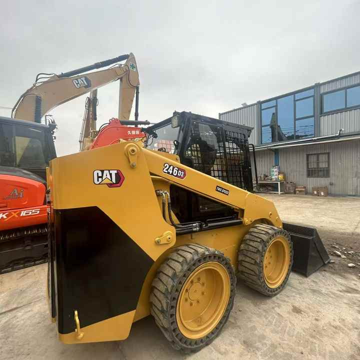 High Quality Used Cat 246D3 Excavator with Low Working Hours and Best Price Used Cat 246D3 Machine with Cheap Price for Sale - Minicargadora: foto 2 High Quality Used Cat 246D3 Excavator with Low Working Hours and Best Price Used Cat 246D3 Machine with Cheap Price for Sale - Minicargadora: foto 2