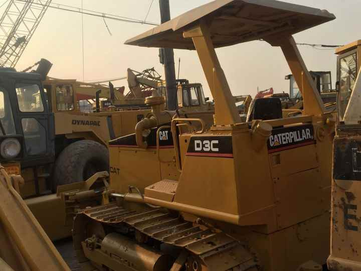 Mini CAT Bulldozer D3c D3 D3k D3m D4h D4m D4k D5h D5g D5k D5m Used Bulldozer with Ripper for Sale - Bulldozer: foto 3 Mini CAT Bulldozer D3c D3 D3k D3m D4h D4m D4k D5h D5g D5k D5m Used Bulldozer with Ripper for Sale - Bulldozer: foto 3