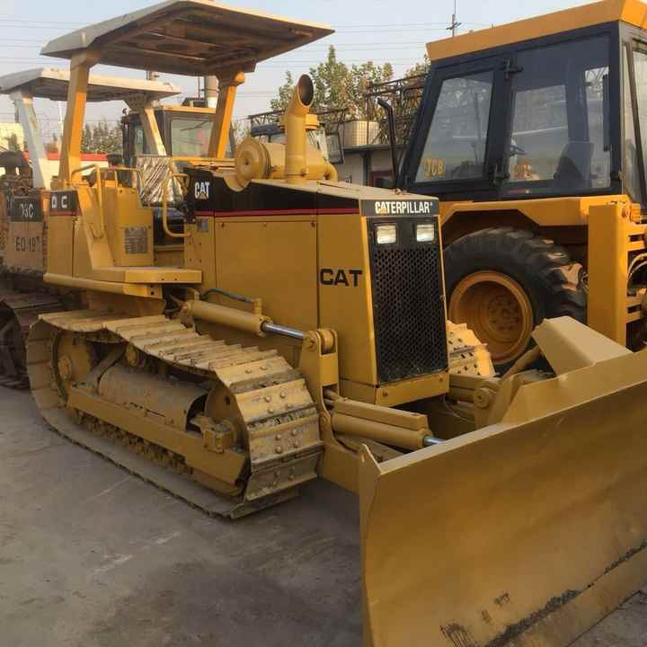 Mini CAT Bulldozer D3c D3 D3k D3m D4h D4m D4k D5h D5g D5k D5m Used Bulldozer with Ripper for Sale - Bulldozer: foto 1 Mini CAT Bulldozer D3c D3 D3k D3m D4h D4m D4k D5h D5g D5k D5m Used Bulldozer with Ripper for Sale - Bulldozer: foto 1